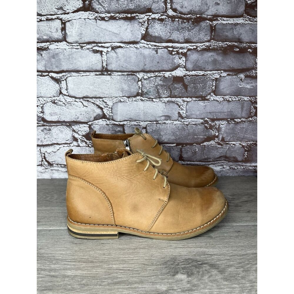 V-Italia Tan Brown Leather Combat Casual Zip Ankle Boots Women Sz 39EU/8.5M US